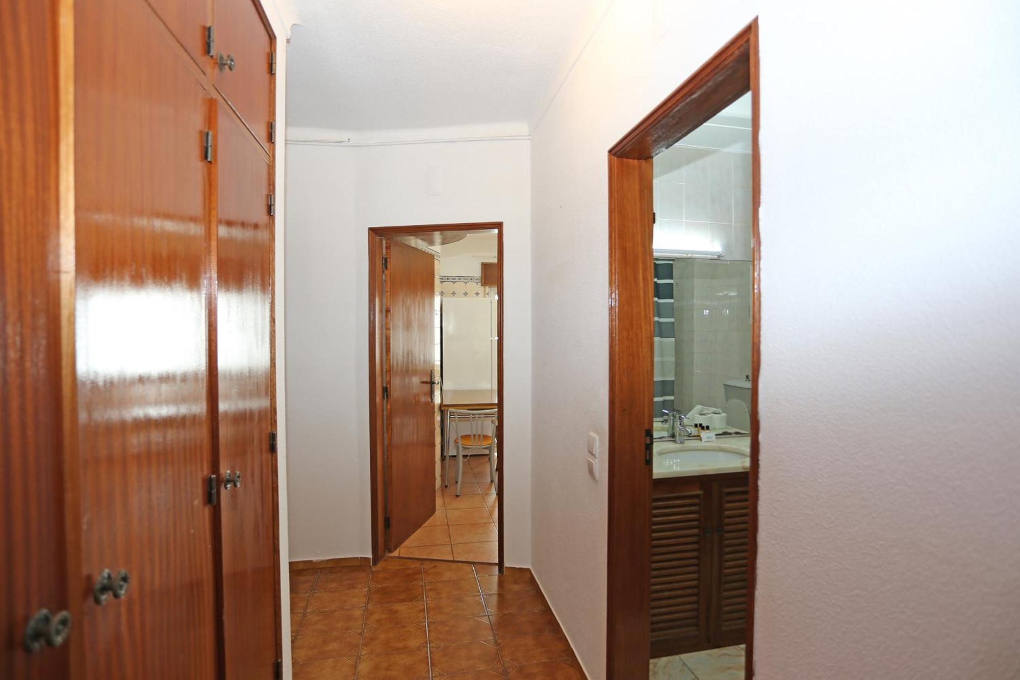 Baluarte Apartments Lagos Oda fotoğraf